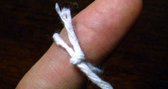 photo of reminder string on finger